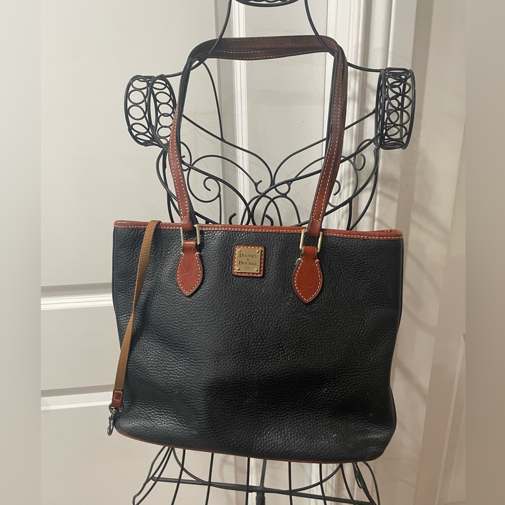 Authentic dooney&bourke